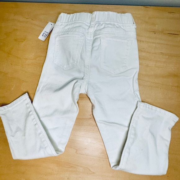 GAP Kids White Jeans - Size: 4 - NWT - Picture 2 of 6
